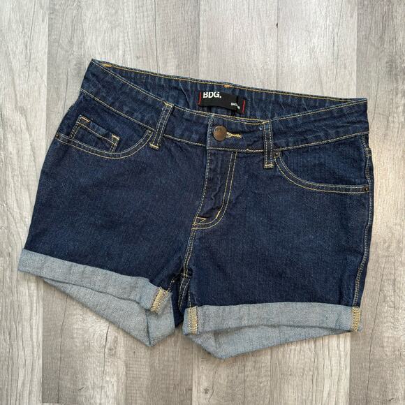 BDG Urban Outfitters Shortie Denim Jean Shorts Cuffed Dark Wash Size 27 - Picture 2 of 5